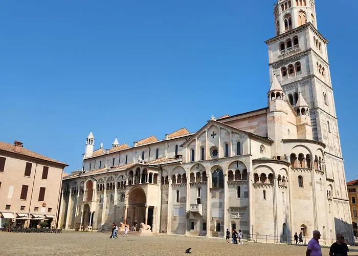 Dei Gallucci * モデナ